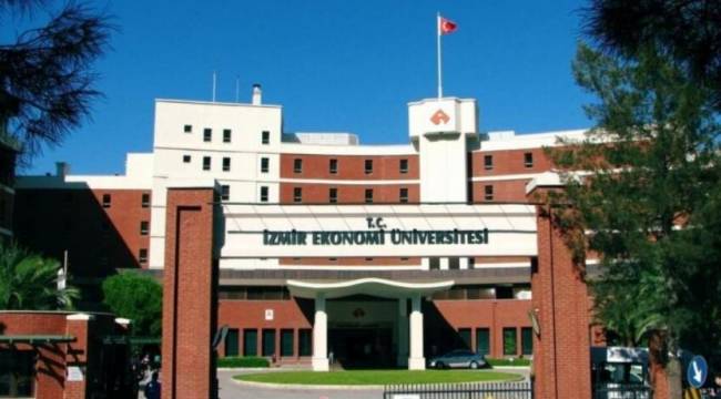 İzmir Ekonomi Üniversitesi'nde çevrimiçi sınav kararı
