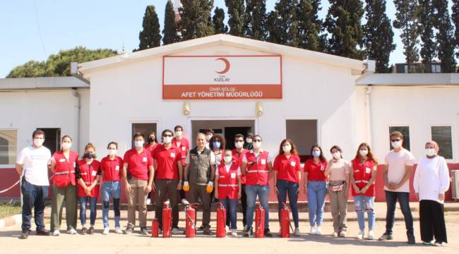 Kızılay Gönüllüleri yangın söndürme eğitimi aldı