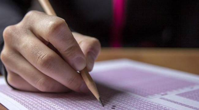 &#039;LGS sınav soruları çalındı&#039; iddiasıyla suç duyurusu