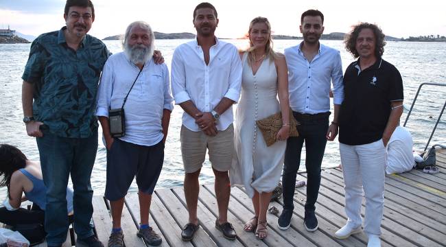 Foça'da yaşayan şair ve yazarlar Foça'yı anlattı