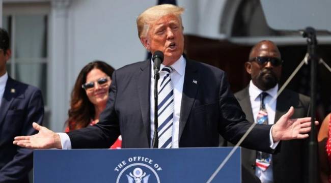 Trump'tan Facebook, Twitter ve Google'a dava