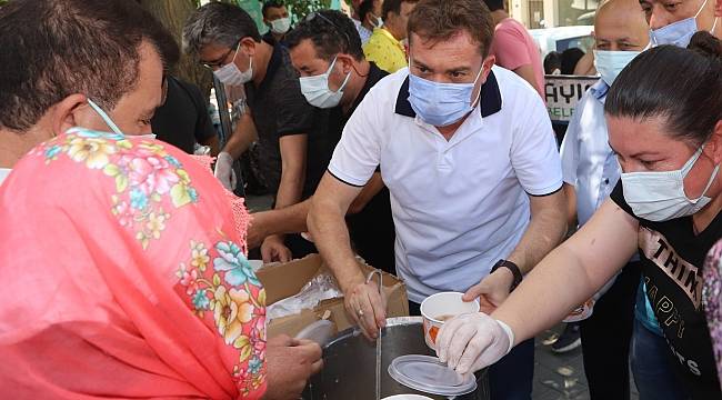 Bayındır Belediyesi'nden aşure ikramı