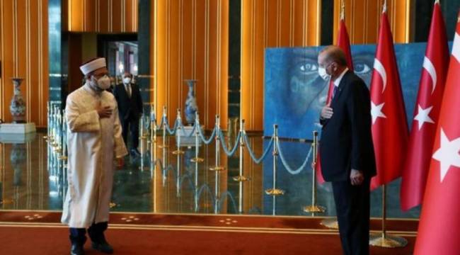 Diyanet protokolde artık Genelkurmay'ın önünde