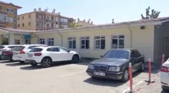 İlçe milli eğitim müdürlüğü 11 yıldır prefabrik binada hizmet veriyor