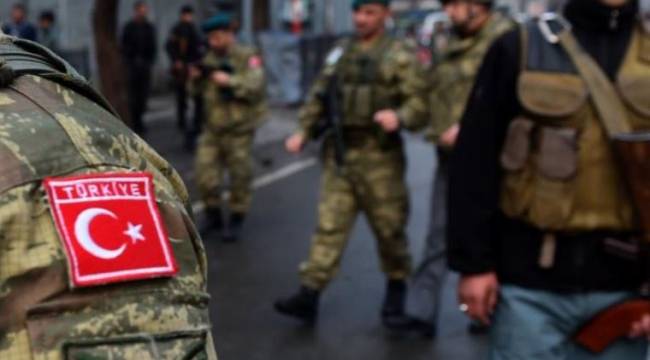 Nejat Eslen: "Türk askeri tehlikede"