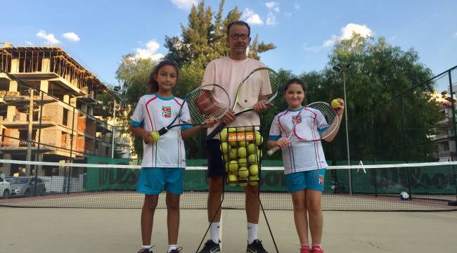 Bostanlıspor 10 Yaş Tenis Okulu açıldı