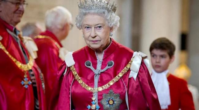 Barbados'ta cumhuriyet ilan edildi: İngiliz Kraliyeti'nin 'otoritesi' tanınmayacak