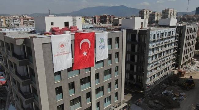 Deprem konutu inşaatında​ bir işçi hayatını kaybetti