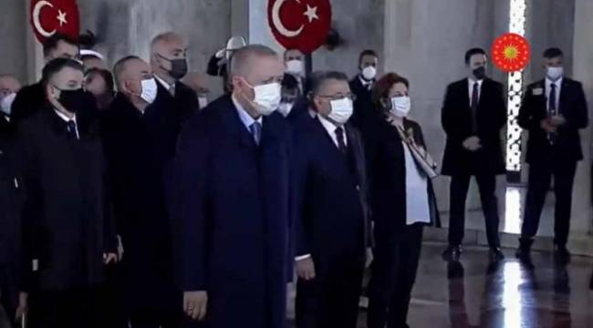 Erdoğan'dan Anıtkabir ziyareti: Cumhuriyetimizi 2023 hedefleriyle buluşturmakta kararlıyız