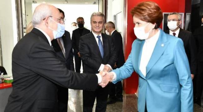 Hürriyet yazarı Selvi: Meral Akşener'in CHP'yi ziyareti sırasında ilginç diyaloglar yaşanıyor
