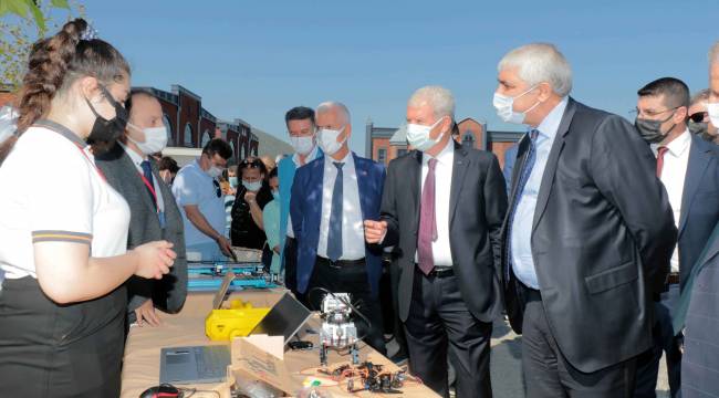 KOSBİ Zülfü Mevlüt Çelik Meslek Lisesi’nden Bilim Şenliği