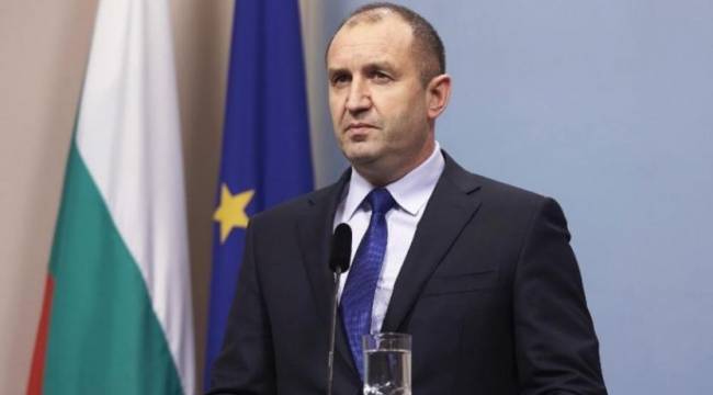 Bulgaristan'da Cumhurbaşkanlığı seçimini Rumen Radev kazandı