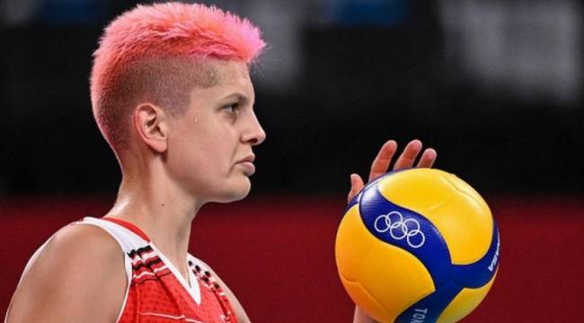 Cübbeli Ahmet, Ebrar Karakurt&#039;u hedef aldı