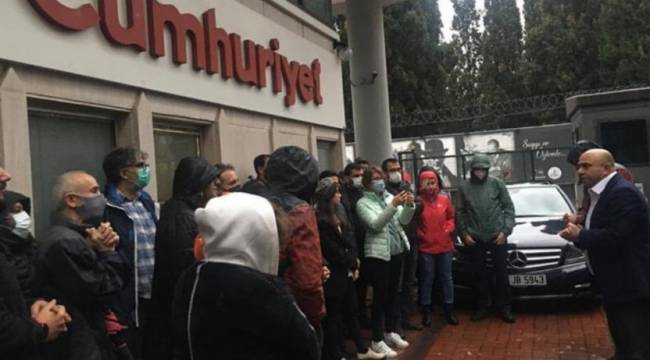 Cumhuriyet Genel Yayın Yönetmeni Küçükkaya: 8 çalışma arkadaşım bilgim olmadan işten çıkarıldı