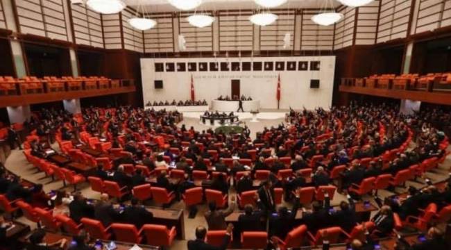 İki CHP'li, üç HDP'li vekilin dokunulmazlık dosyaları Meclis'te