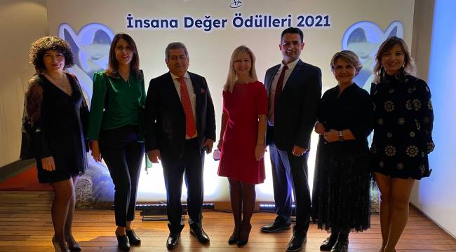 İnsana Değerde Yılın Büyük Ödülü ESBAŞ'ın oldu