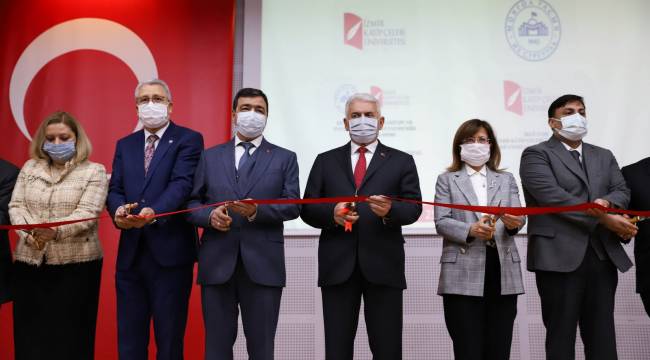 İzmir Milletvekili Binali Yıldırım İKÇÜ-MUİS Türkoloji Araştırmaları Enstitüsü’nü açtı