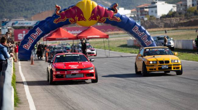 İzmir, motorsporları şöleninde onbinleri ağırladı