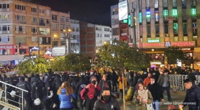 Kadıköy'deki eylemde Çok sayıda gözaltı var