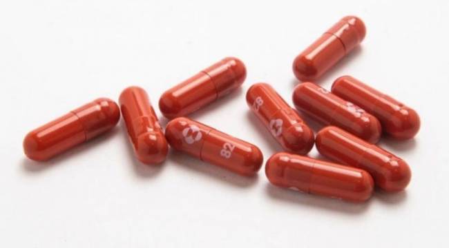 Koronavirüs için geliştirilen ilaca ilk onay geldi