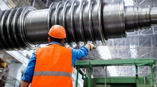 Sanayi üretimi tahminlerden fazla daraldı