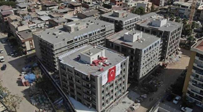TOKİ, İzmir'de deprem konutlarını İsmailağa Cemaati'ne yaptırmış