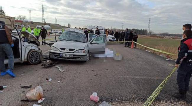 Ankara'da iki otomobil çarpıştı: 6 ölü, 3 yaralı
