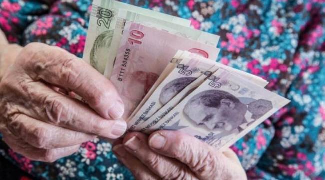 Emekli maaşına yapılacak zam netleşiyor: Masada iki formül var