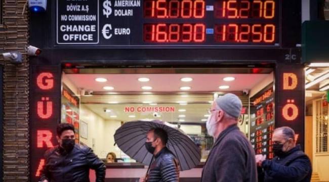 Guardian: Türk vatandaşları hayatta kalma mücadelesi veriyor