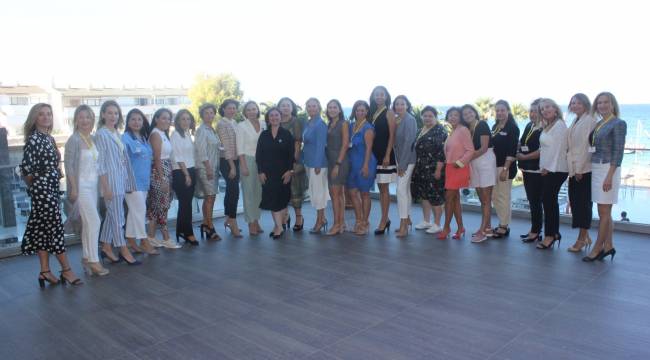 İZİKAD, 2022 yol haritasını Çeşme’de belirledi