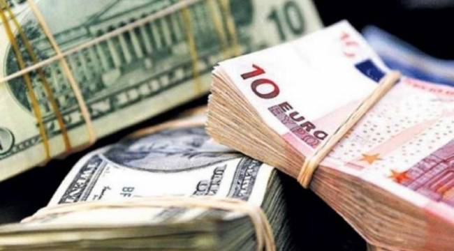 Türk Lirası eriyor: Dolar 17 lirayı, avro 19 lirayı geçti!