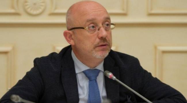 Ukrayna Savunma Bakanı: Putin, Biden'la görüştükten sonra sınıra daha fazla asker yığdı