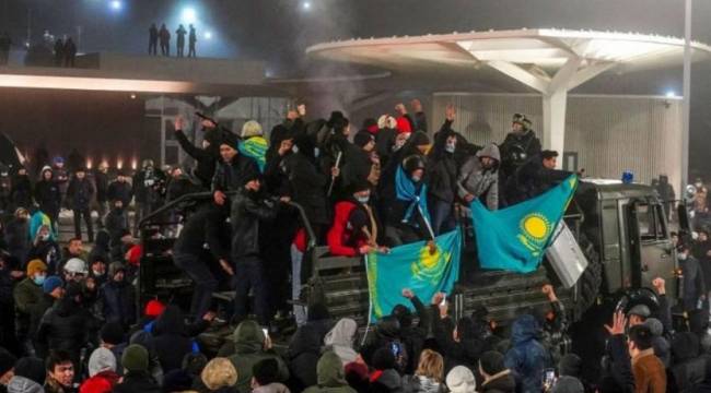 ABD Kazakistan'daki konsolosluk çalışanlarını geri çağırdı