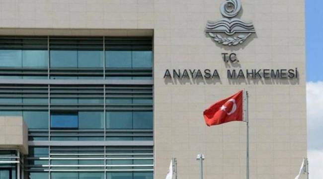 Anayasa Mahkemesi&#039;nin yeni üyesi AKP&#039;li isim oldu