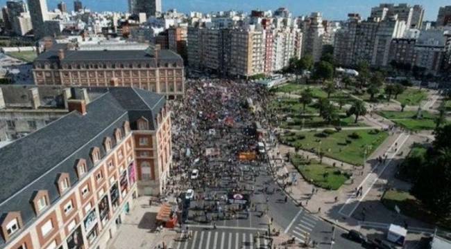 Arjantin'de petrol arama projesine karşı eylem