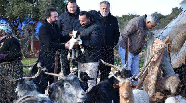 Başkan Artcı’dan Soyer’e çarpıcı soru;  “Seferihisar’dakiler can da Menderes’tekiler ne?”