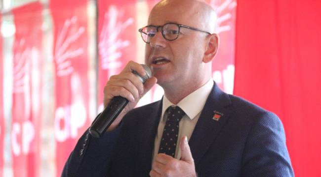 BAŞKAN SARI: GENÇLER AKP YÜZÜNDEN TÜRKİYE'DEN UMUDUNU KESTİ!