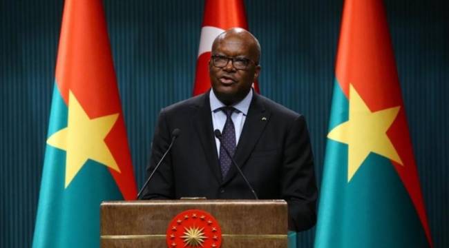 Burkina Faso Cumhurbaşkanı askerler tarafından gözaltına alındı
