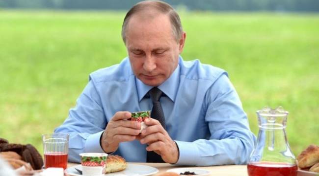 Eski Ukrayna Başbakanı: Putin Zelenskiy'i kahvaltıda yer