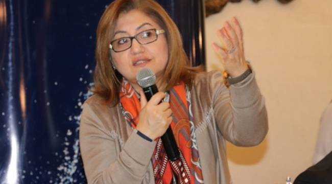 Fatma Şahin kendi partisinin belediyesine isyan etti: Kan kusup kızılcık şerbeti içiyorum