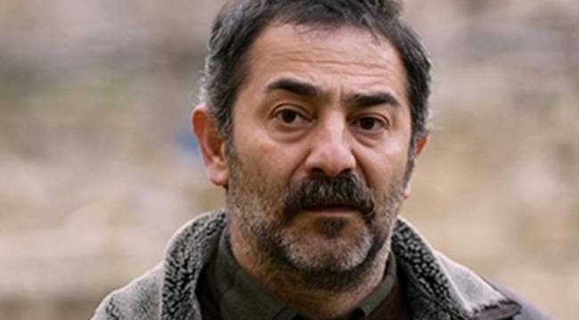 Oyuncu Ayberk Pekcan hayatını kaybetti