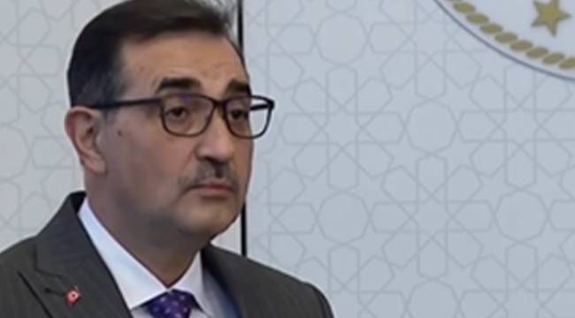 Bakan Dönmez'den Ankara'da elektrik zirvesinin ardından açıklama: Temel sorun elektrik üretim maliyetleri