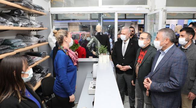 Başkan Sürekli’den Menemen övgüsü  ‘’AK Belediyecilik farkını bir yılda gösterdi’’