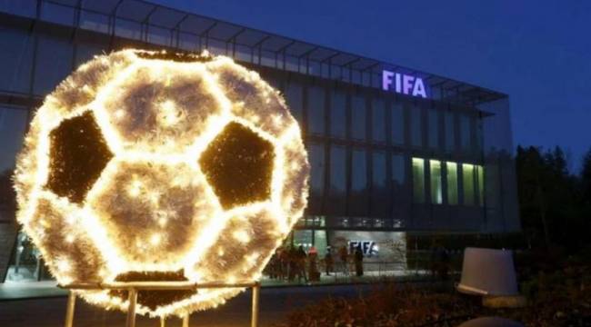 FIFA Rusya marşı ve bayrağını yasakladı