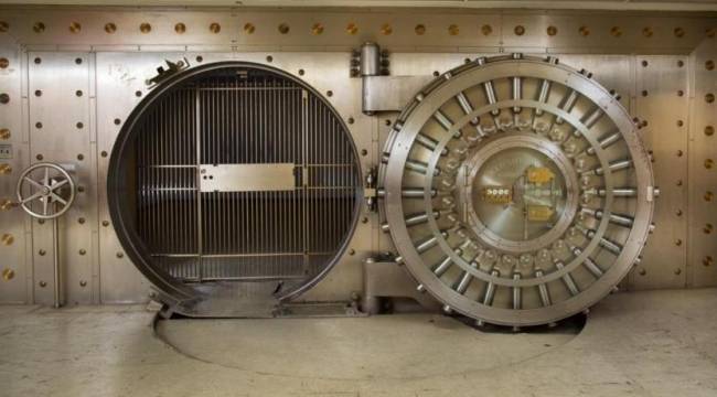 FT: Erdoğan’ın kumarı TL’yi stabil tutabilecek mi?