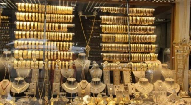 FT: Türkiye lirayı desteklemek için ‘yastık altını’ hedefleyecek