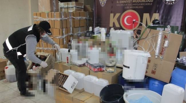 İzmir'de sahte alkol kaçakçılarına darbe: 4 tutuklama