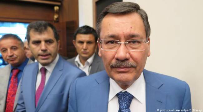 Melih Gökçek krizi Lozan'a bağladı: Yanıt tarihçiden geldi