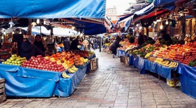 Pazarda tane hesabı: Bir salatalık 5 lira 13 kuruş, bir patlıcan 5 lira 25 kuruş