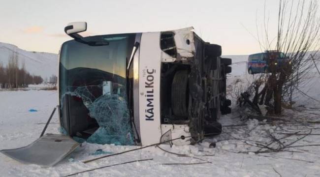 Sivas’ta otobüs kazası: 11 yaralı